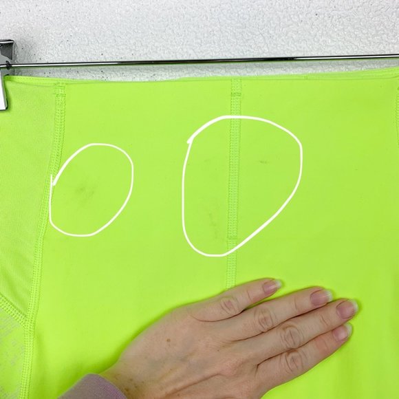 Athleta | Stay Fly 9" Short Neon Yellow / Green - Picture 7 of 11